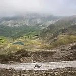 Comfortable In Giarola With Mountain View