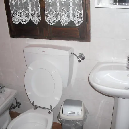 Comfortable In Giarola With Mountain View *