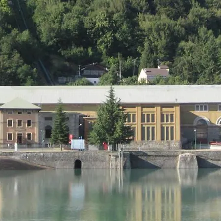 Comfortable In Giarola With Mountain View *