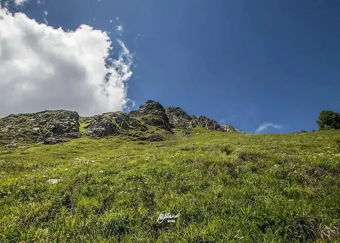 Comfortable In Giarola With Mountain View Dağ evi